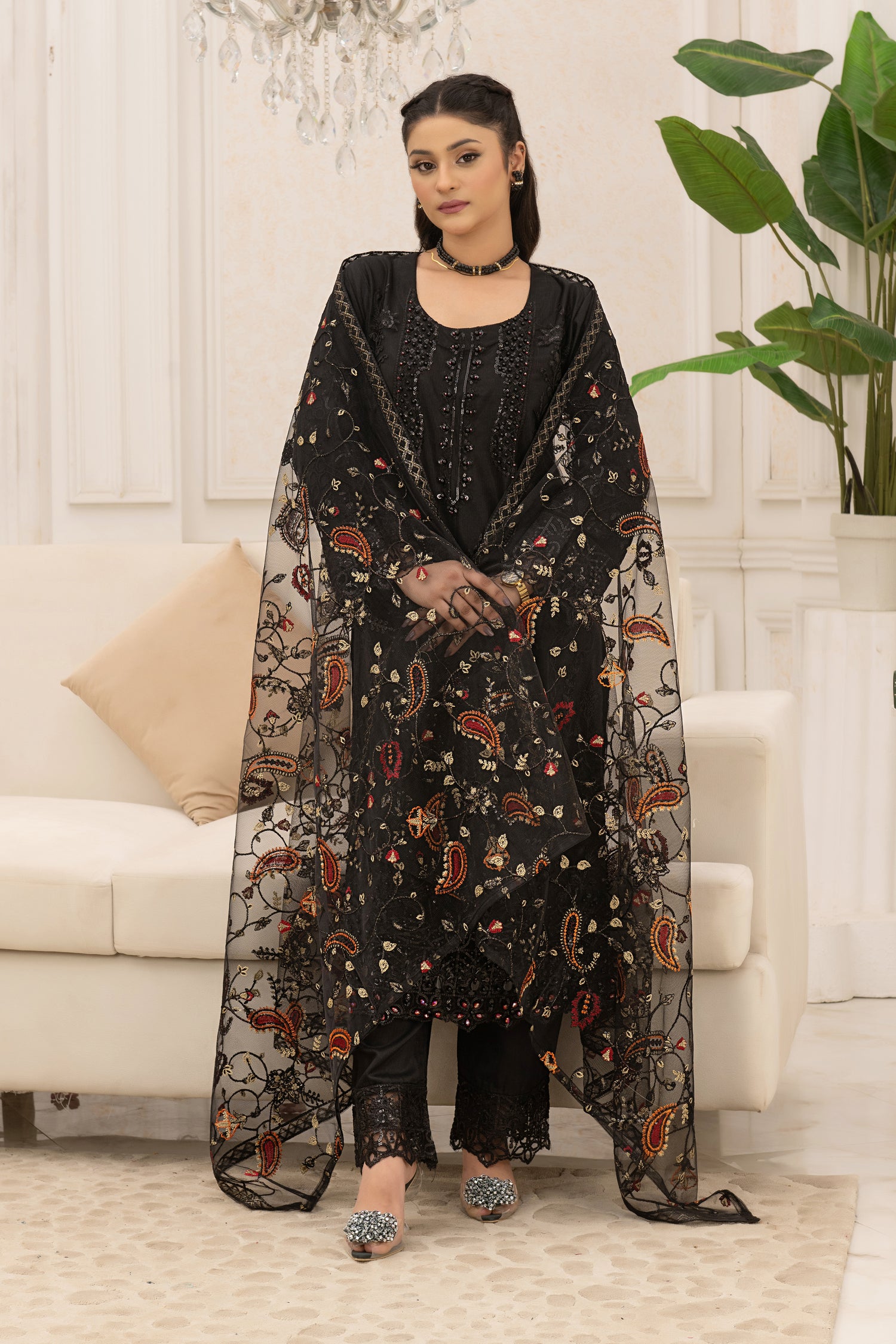 lookbook image shop_this_look_amDhCa