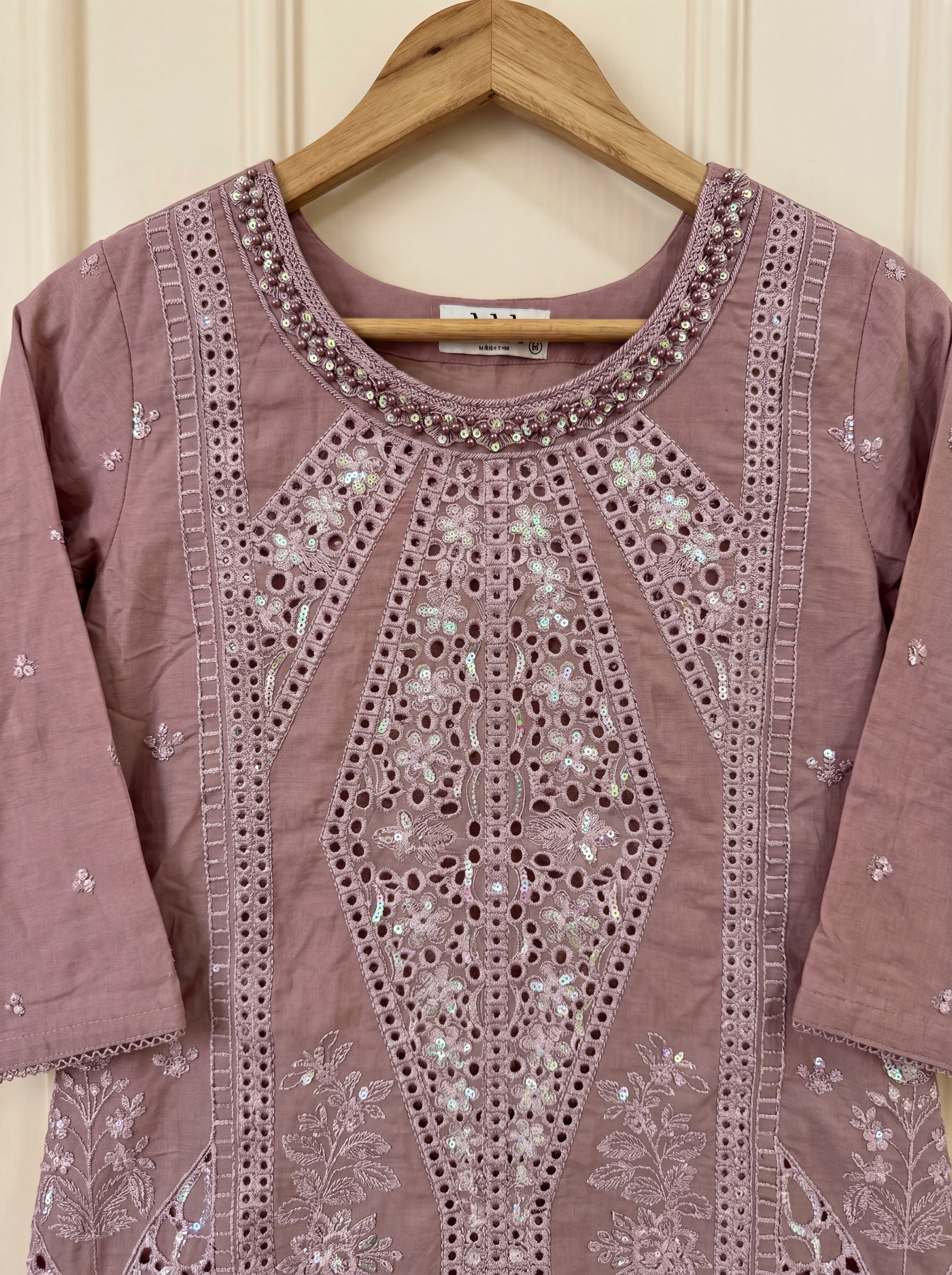 Elara – Embroidered Luxury Lawn 3 Piece Suit by ANAWA